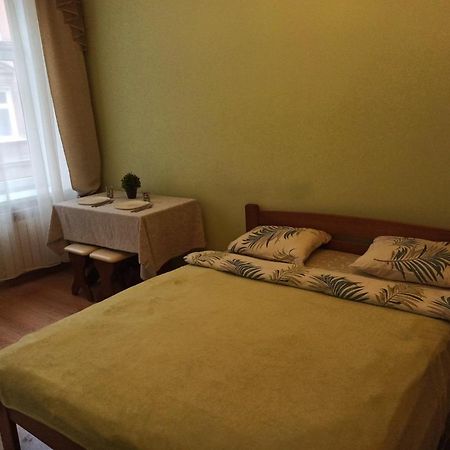לבוב Smart Yellow Apartment-15 Хв Від Жд Вокзалу מראה חיצוני תמונה