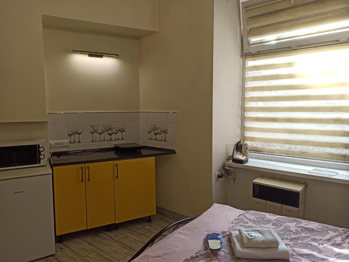 לבוב Smart Yellow Apartment-15 Хв Від Жд Вокзалу מראה חיצוני תמונה
