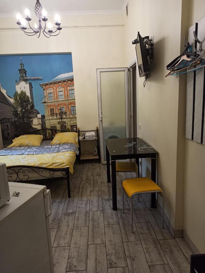לבוב Smart Yellow Apartment-15 Хв Від Жд Вокзалу מראה חיצוני תמונה