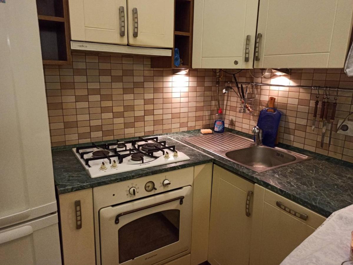 לבוב Smart Yellow Apartment-15 Хв Від Жд Вокзалу מראה חיצוני תמונה